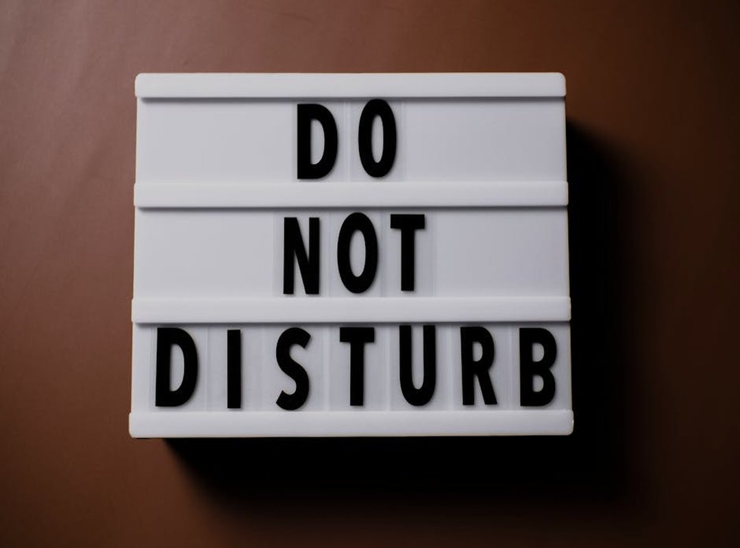 How to Respond When Your Partner Goes 'Do Not Disturb'
